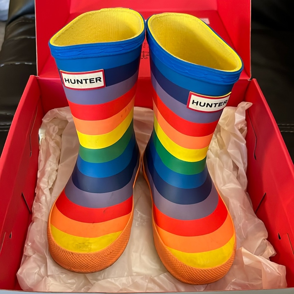 Hunter Unisex-Child Original First Classic Rainbow Print Rain Boot